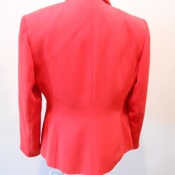 Women's Size 6 Petite Red Power Suit - Petite Sophisticate - Picture 3 of 5